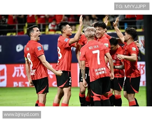 成都篮球队灵活性引发热议球迷与专家观点交锋探讨球队未来发展方向 成都篮球队灵活性引发热议球迷与专家观点交锋探讨球队未来发展方向