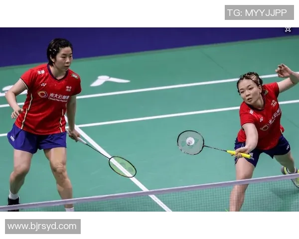 武汉羽毛球队与重庆羽毛球队赛后复盘力量对比分析与未来展望